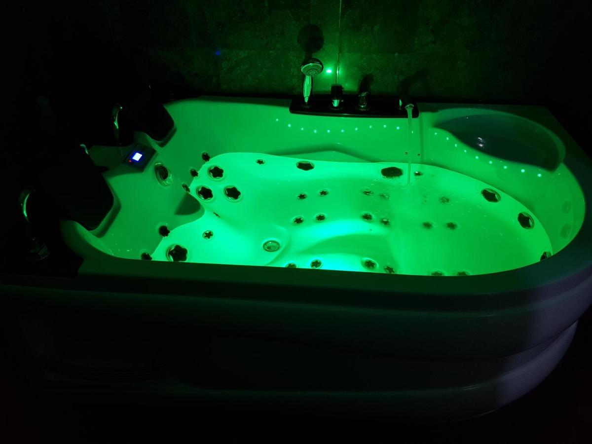 Lights Spa National Arena Mega Mall Monza 부쿠레슈티 외부 사진