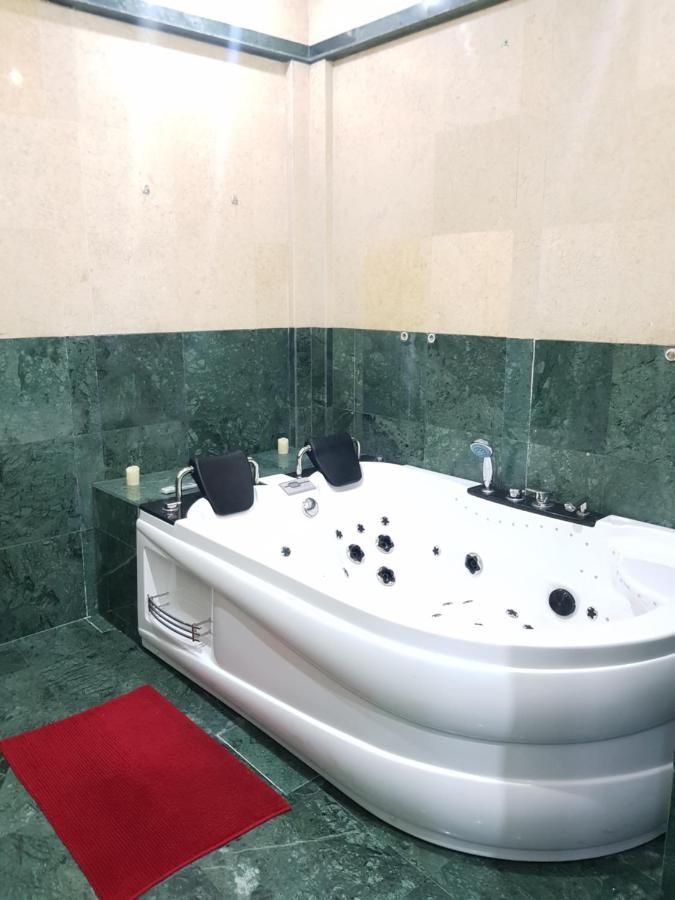 Lights Spa National Arena Mega Mall Monza 부쿠레슈티 외부 사진