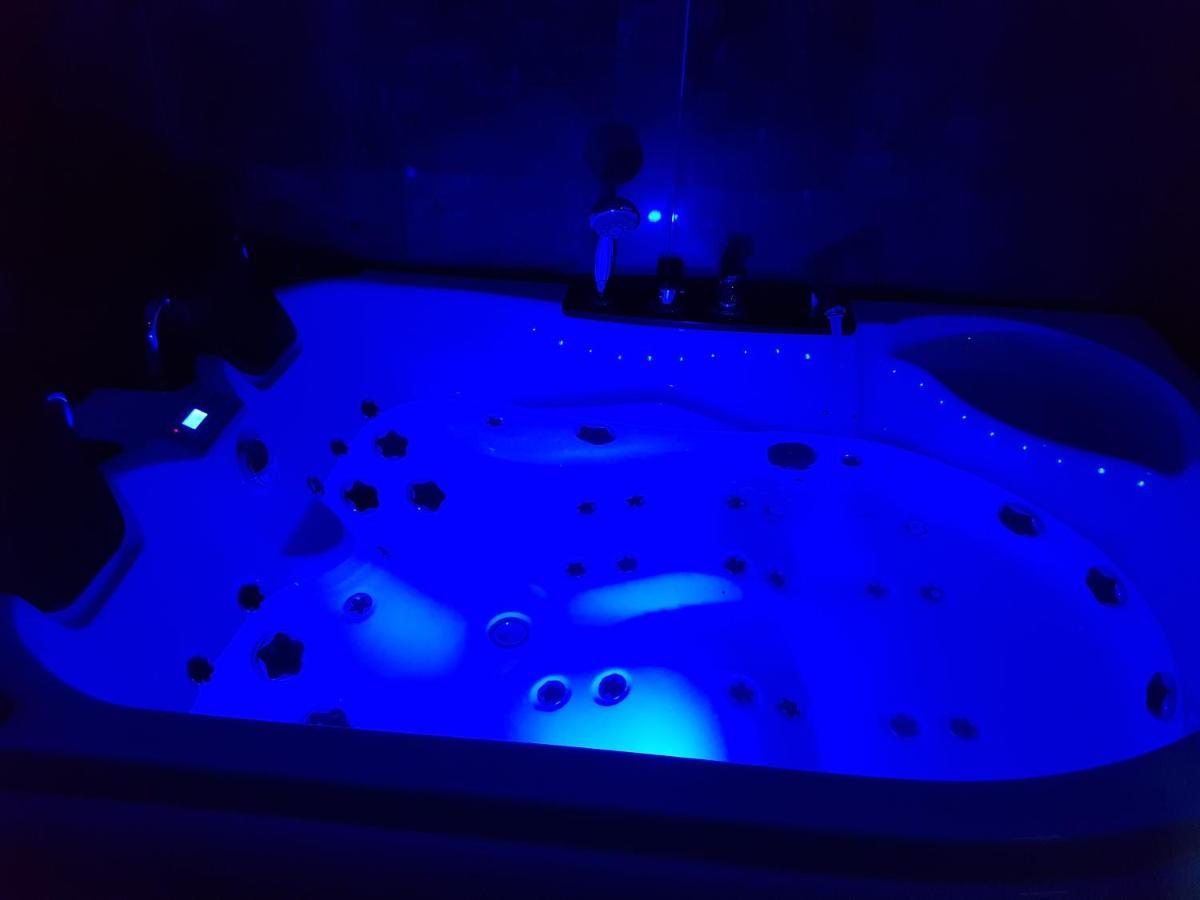 Lights Spa National Arena Mega Mall Monza 부쿠레슈티 외부 사진
